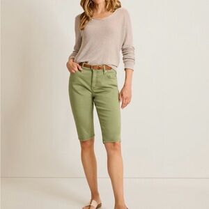 Tommy Bahama Boracay Beach High-Rise Boardwalk 15” shorts